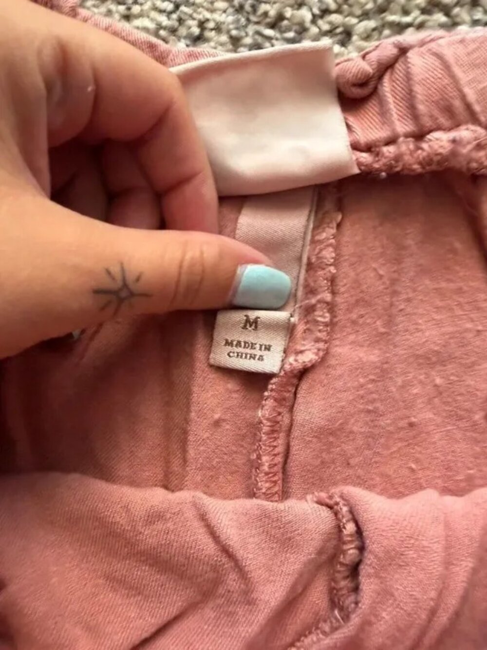 Shorts - Picture 3 of 4